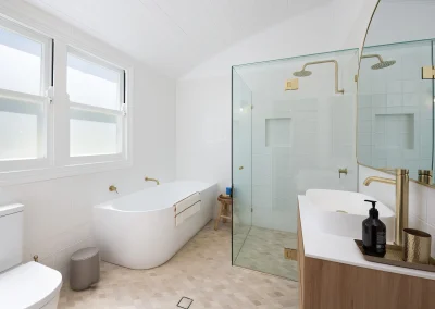 bathroom with bath in North Maleny Country Cottage