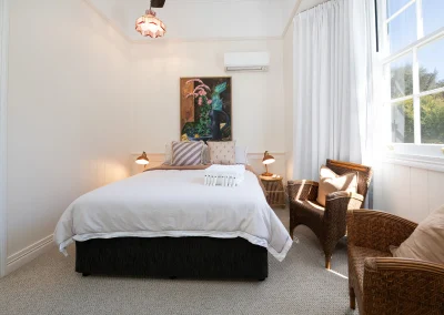 bedroom with one bed in North Maleny Country Cottage